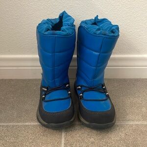 Snow Boots